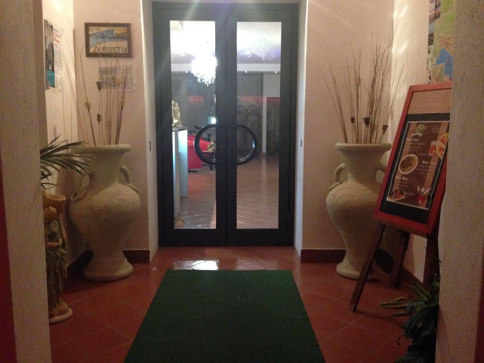 La Rosetta Scauri Hotel 2*